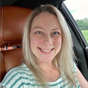 Meet your Posher, Kimberly